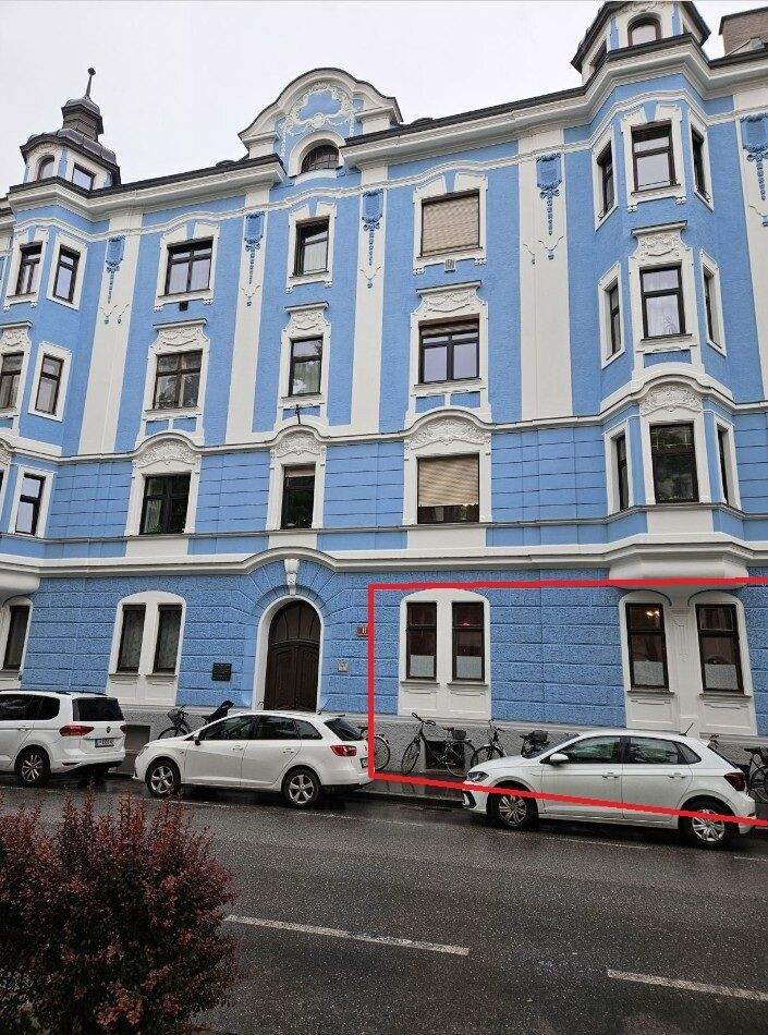 Propiedad comercial en Innsbruck-Stadt, Austria 105 m² No. 254928