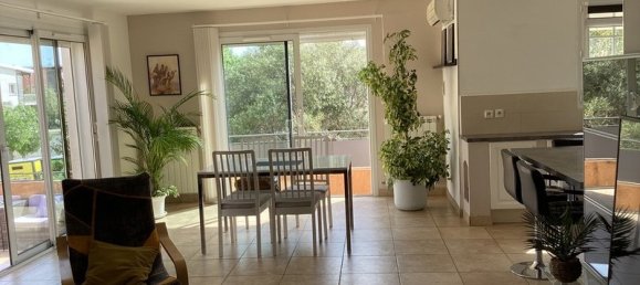 3 bedrooms Villa in Narbonne, France No. 196729 5