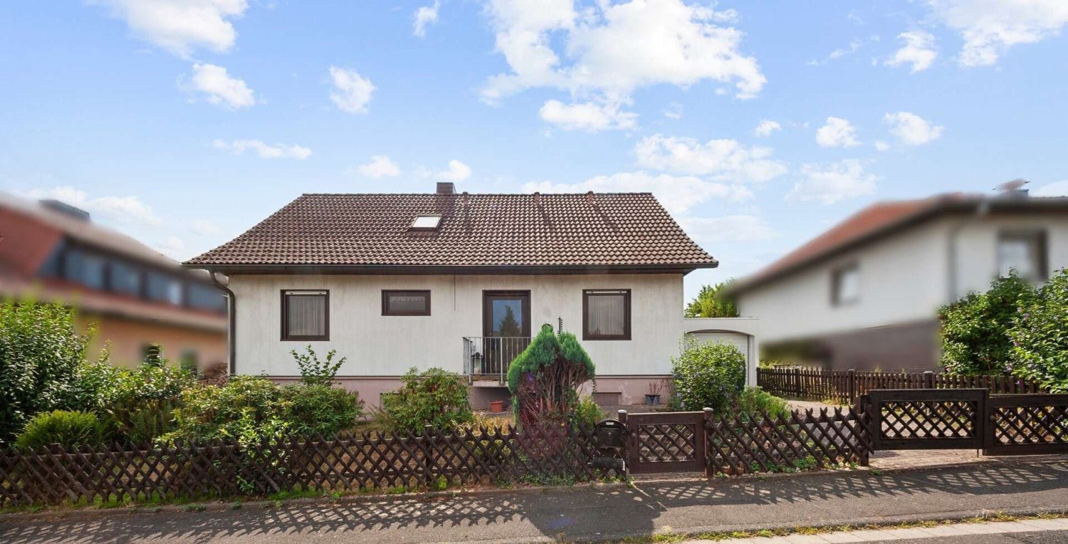 Casa de 5 habitaciónes en Main-Kinzig, Germany No. 238344