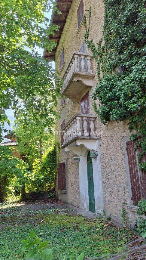 Дом с 3 спальнями в Сант’Омобоно Терме, Италия № 260119