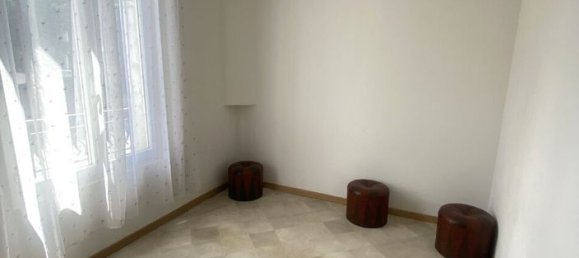 3 bedrooms House in Gagny, France No. 181171 5