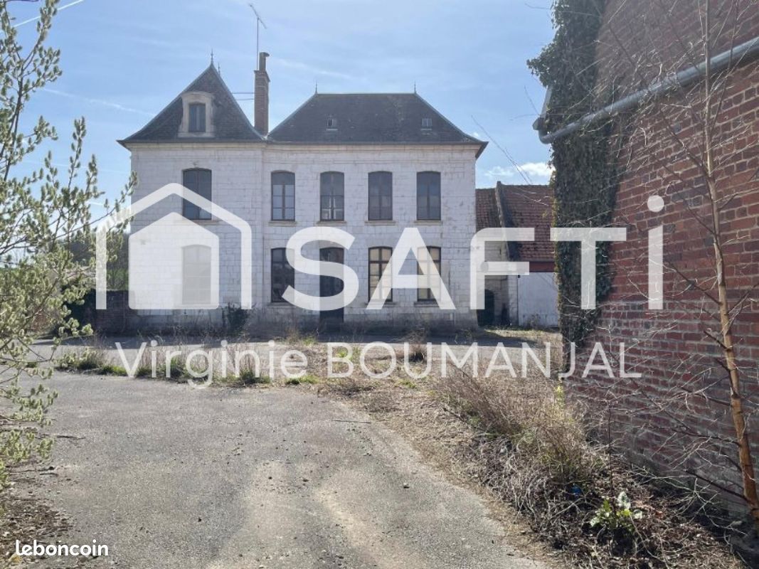 Замки и поместья с 4 спальнями в Эль, Франция № 81460