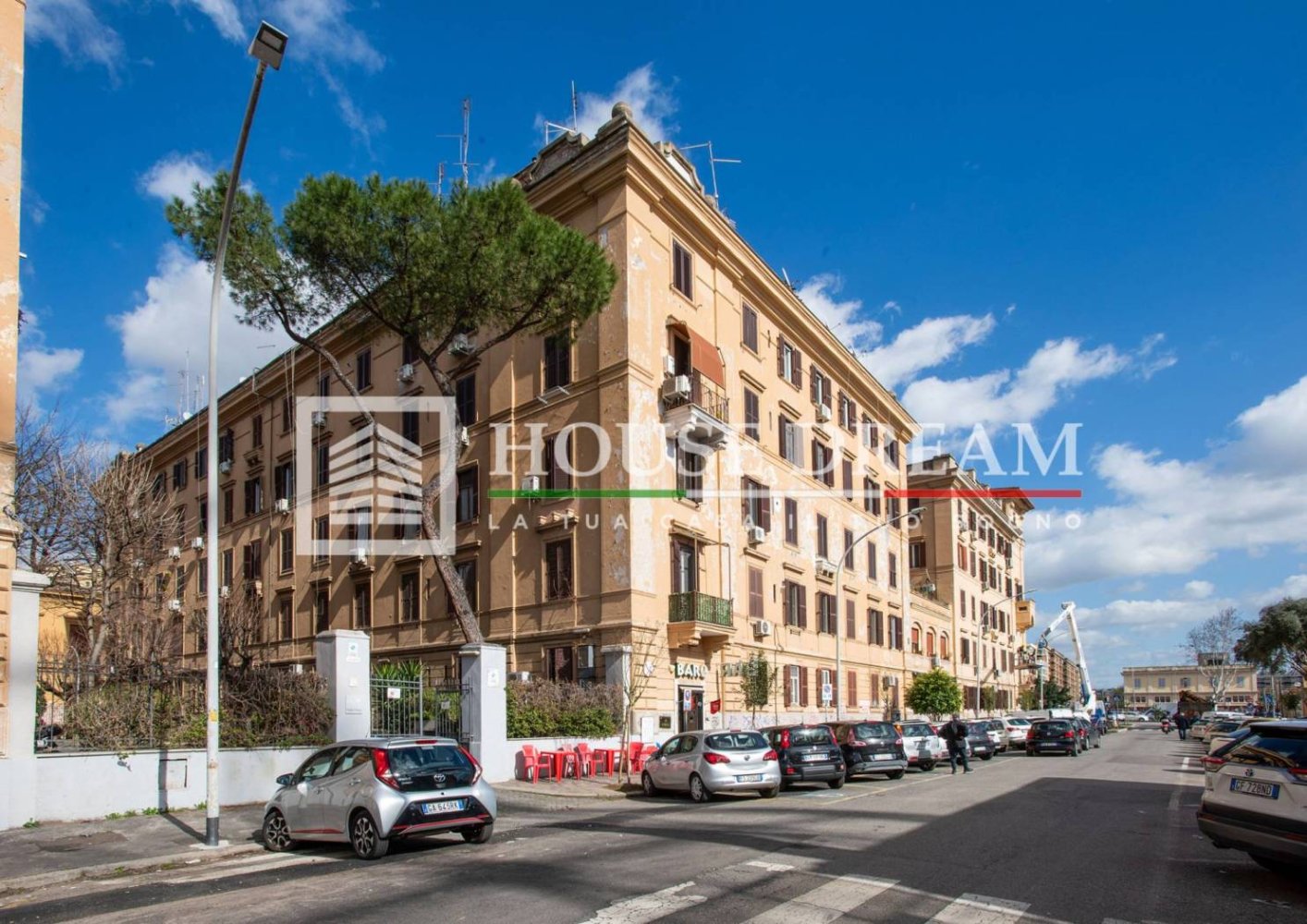 1 bedroom Apartment in Rome, Italy No. 324170