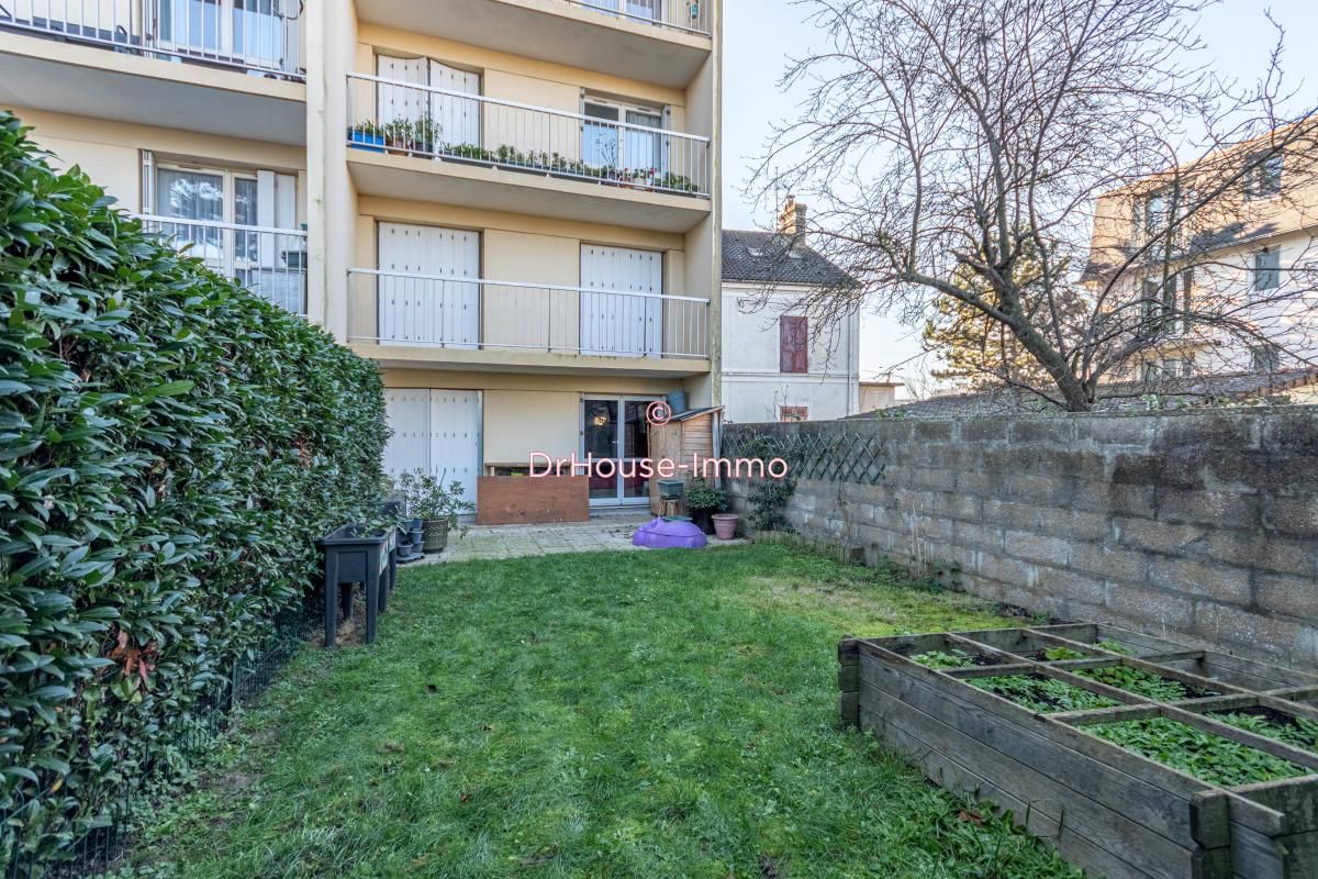 2 غرف نوم شقة في Mantes-la-Jolie, France رقم 126411