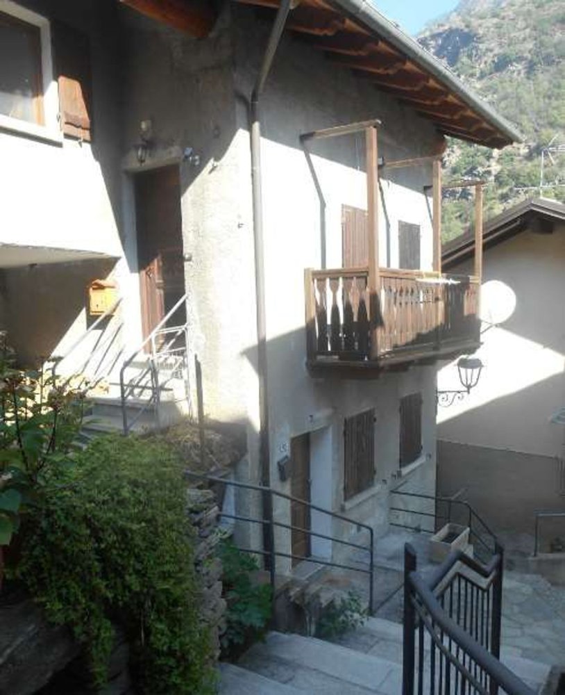 3 bedrooms Apartment in Avise, Italy No. 366699