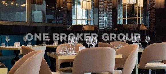 Adosado de 3 dormitorios en Dubai, UAE No. 1837 4