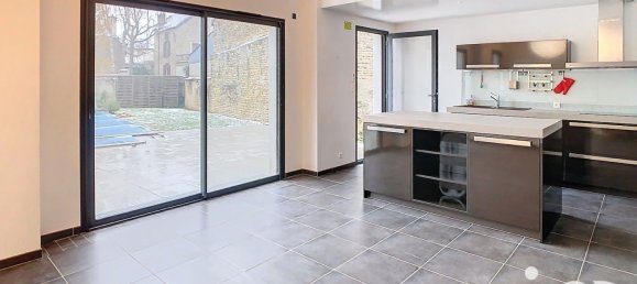 5-Zimmer Stadthaus in Chateauvillain, France, Nr. 50016 4