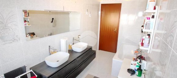 3 bedrooms Villa in Colorno, Italy No. 52361 13