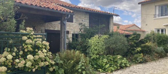 Casa de 3 dormitorios en Charente, France No. 338945 18