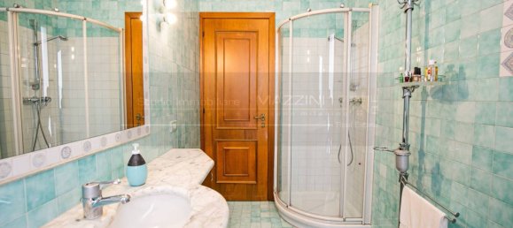 2 غرف نوم فيلا في Paderno Dugnano, Italy رقم 345655 20