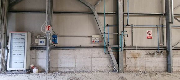 862m² Warehouse in Forlì, Italy No. 112182 5