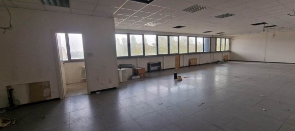 862m² Warehouse in Forlì, Italy No. 112182 12