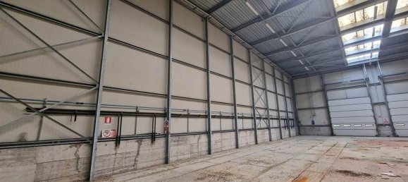 862m² Warehouse in Forlì, Italy No. 112182 4