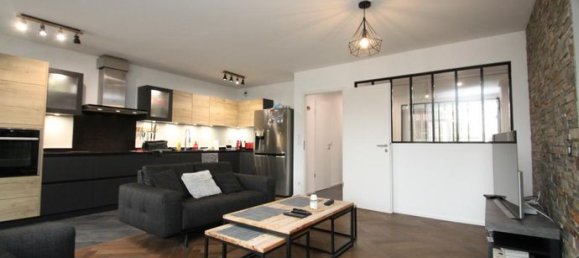 Apartamento de 3 dormitorios en Metz, France No. 307703 2