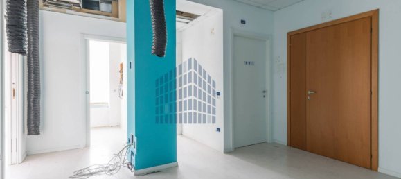 5 rooms Office in Brescia, Italy No. 318851 16