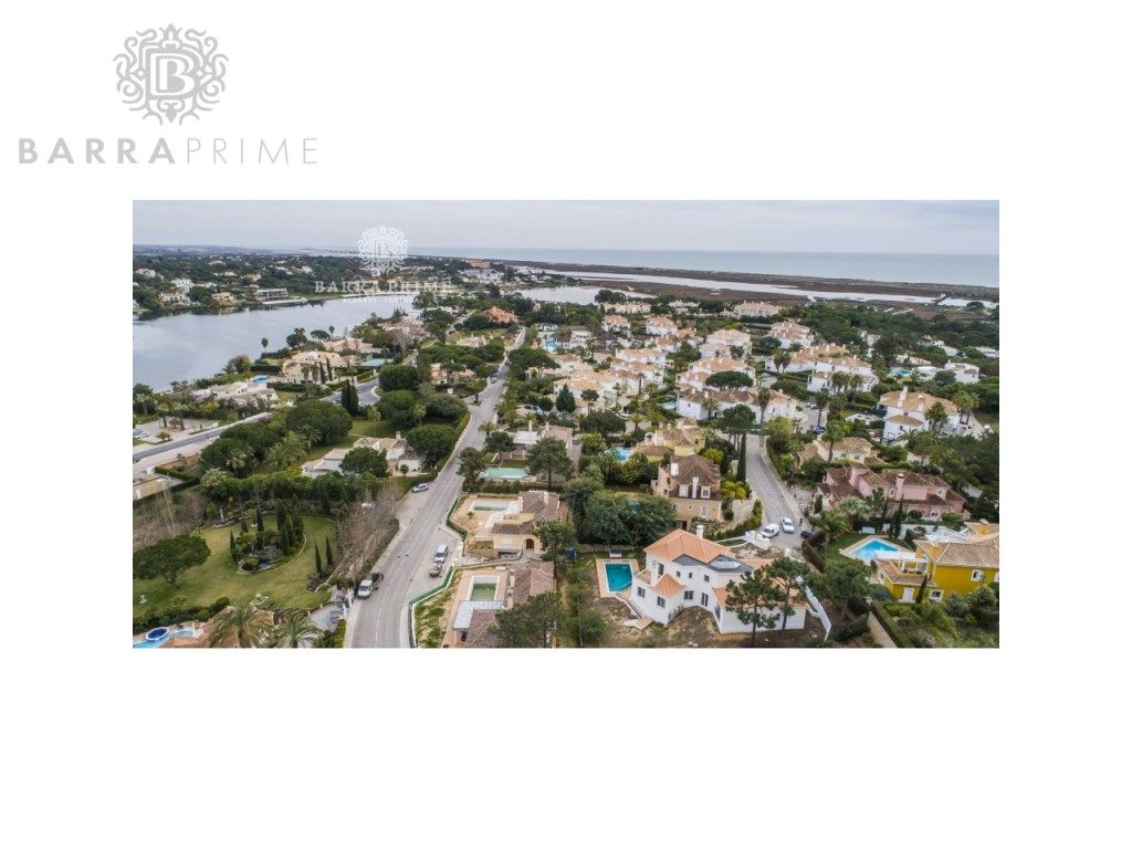 1350m² Land in Almancil, Portugal No. 206976