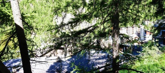 3 Schlafzimmer Wohnung in Valtournenche, Italy, Nr. 348506 36