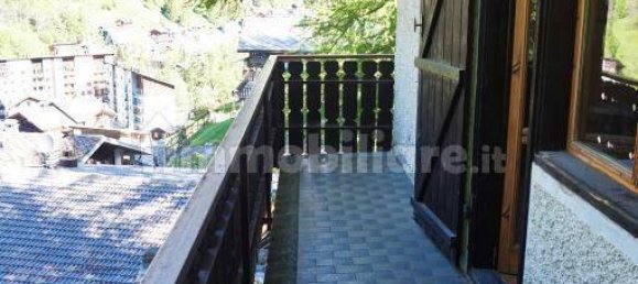 3 Schlafzimmer Wohnung in Valtournenche, Italy, Nr. 348506 24