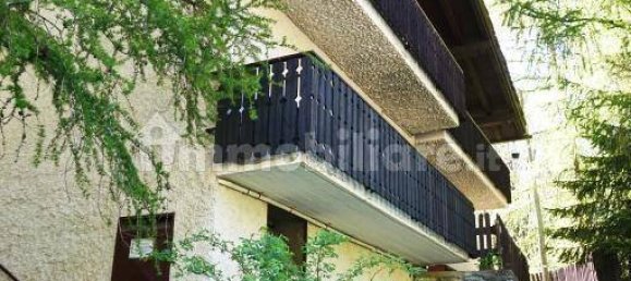 3 Schlafzimmer Wohnung in Valtournenche, Italy, Nr. 348506 2