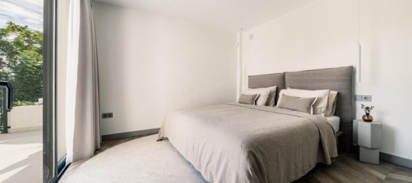 5 bedrooms Villa in Marbella, Spain No. 71363 6