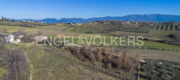 5 Schlafzimmer Haus in Montefalco, Italy, Nr. 106512 3