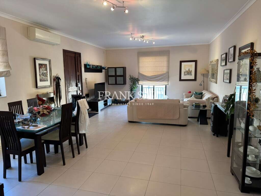 2 Schlafzimmer Maisonette-Wohnung in Santa Venera, Malta, Nr. 2214