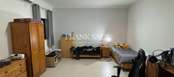 2 Schlafzimmer Maisonette-Wohnung in Santa Venera, Malta, Nr. 2214 6