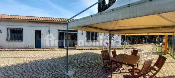2700m² Commercial property in Martinsicuro, Italy No. 343139 4