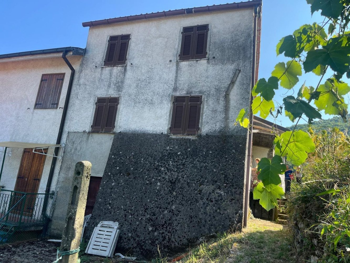 8 rooms House in Maissana, Italy No. 263421