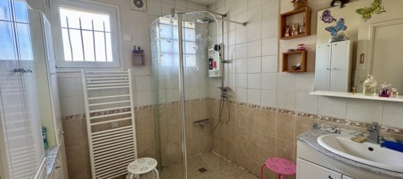 4 Schlafzimmer Villa in Peaule, France, Nr. 199813 8