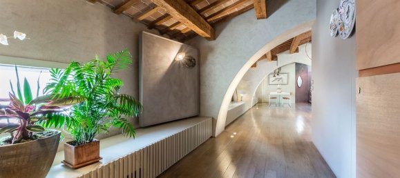 Квартира с 4 комнатами в Фаэнца, Италия № 162704 3