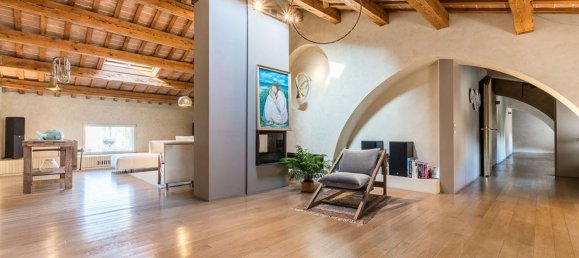 Квартира с 4 комнатами в Фаэнца, Италия № 162704 5