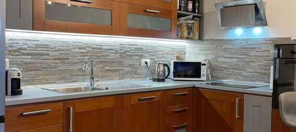 2 rooms Apartment in Lecco, Italy No. 94061 3