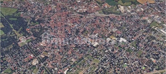 Квартира с 2 спальнями в Монца, Италия № 295804 9