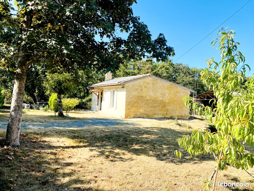 2 bedrooms House in Saint-Loubes, France No. 320242