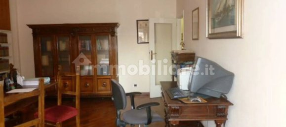 125m² Office in San Benedetto del Tronto, Italy No. 329148 4