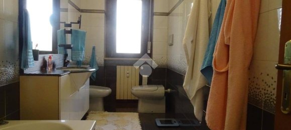 Apartamento de 2 dormitorios en Alessandria, Italy No. 301071 21