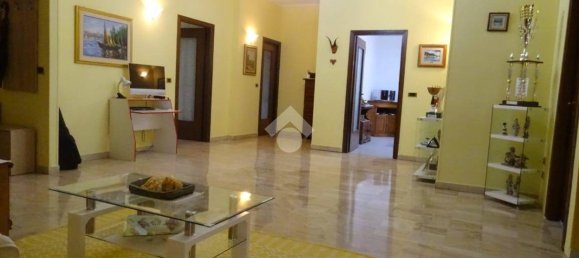 Apartamento de 2 dormitorios en Alessandria, Italy No. 301071 4