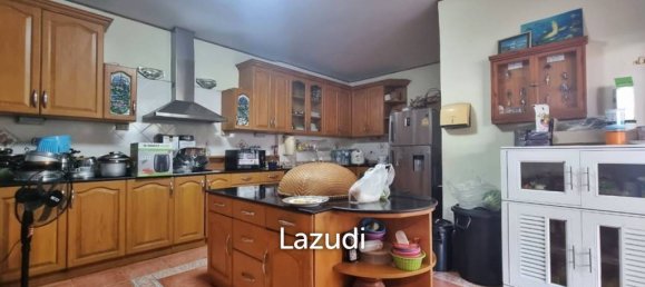 8 bedrooms Cafe / restaurant in Pattaya, Thailand No. 13155 13