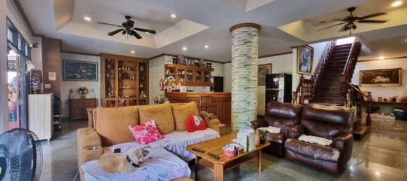 8 chambres Maison à Pattaya, Thailand No. 13155 6