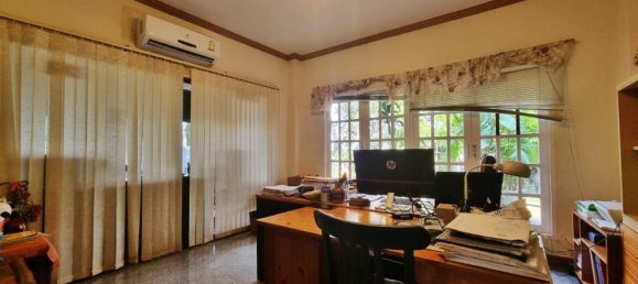 8 chambres Maison à Pattaya, Thailand No. 13155 3