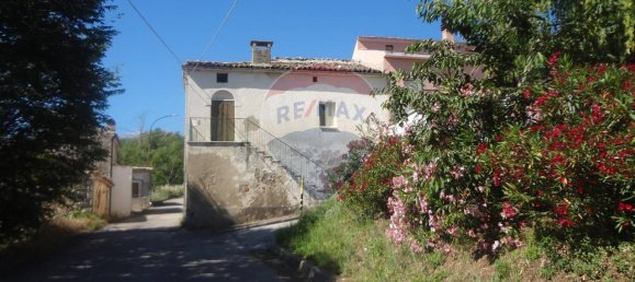 5-salle Maison à Rapino, Italy No. 65656 2