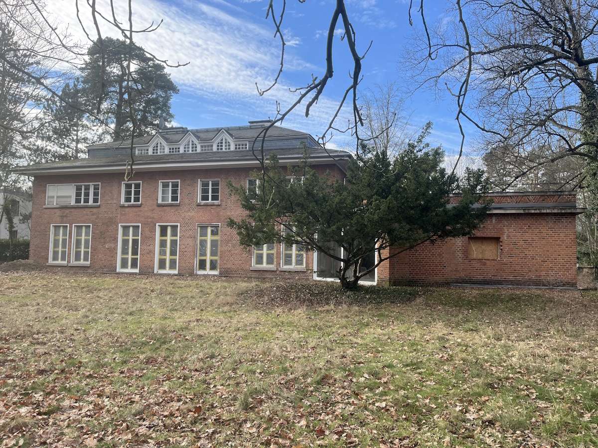 15-salle Villa à Dahlem, Germany No. 82004