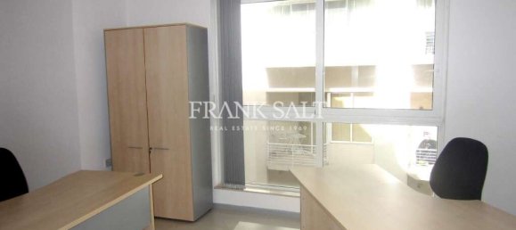 Oficina en Sliema, Malta 55 m² No. 12910 12