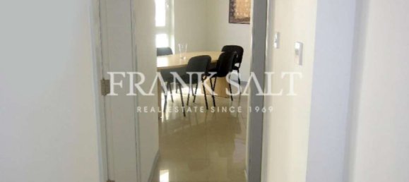 Oficina en Sliema, Malta 55 m² No. 12910 18