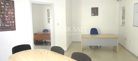 Oficina en Sliema, Malta 55 m² No. 12910 9
