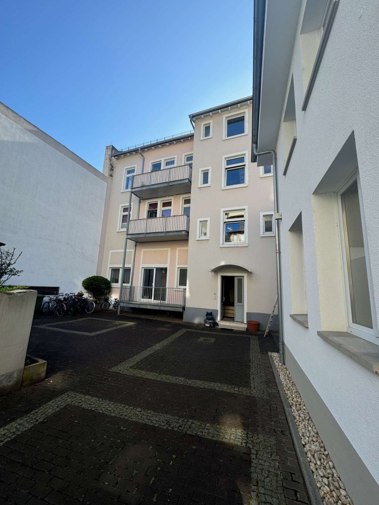 25 غرف نوم بناية في Offenbach am Main, Germany رقم 324937