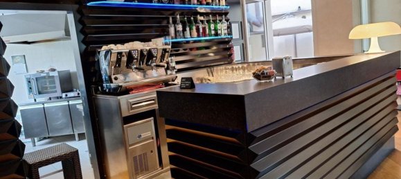 Edificio en Fano, Italy 760 m² No. 372517 19