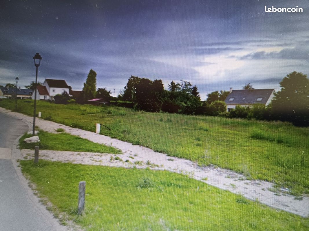 Grundstück in Baccon, France 640m², Nr. 93804