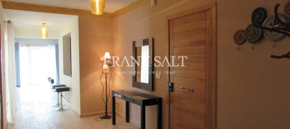 3 bedrooms Penthouse in Sliema, Malta No. 3984 13